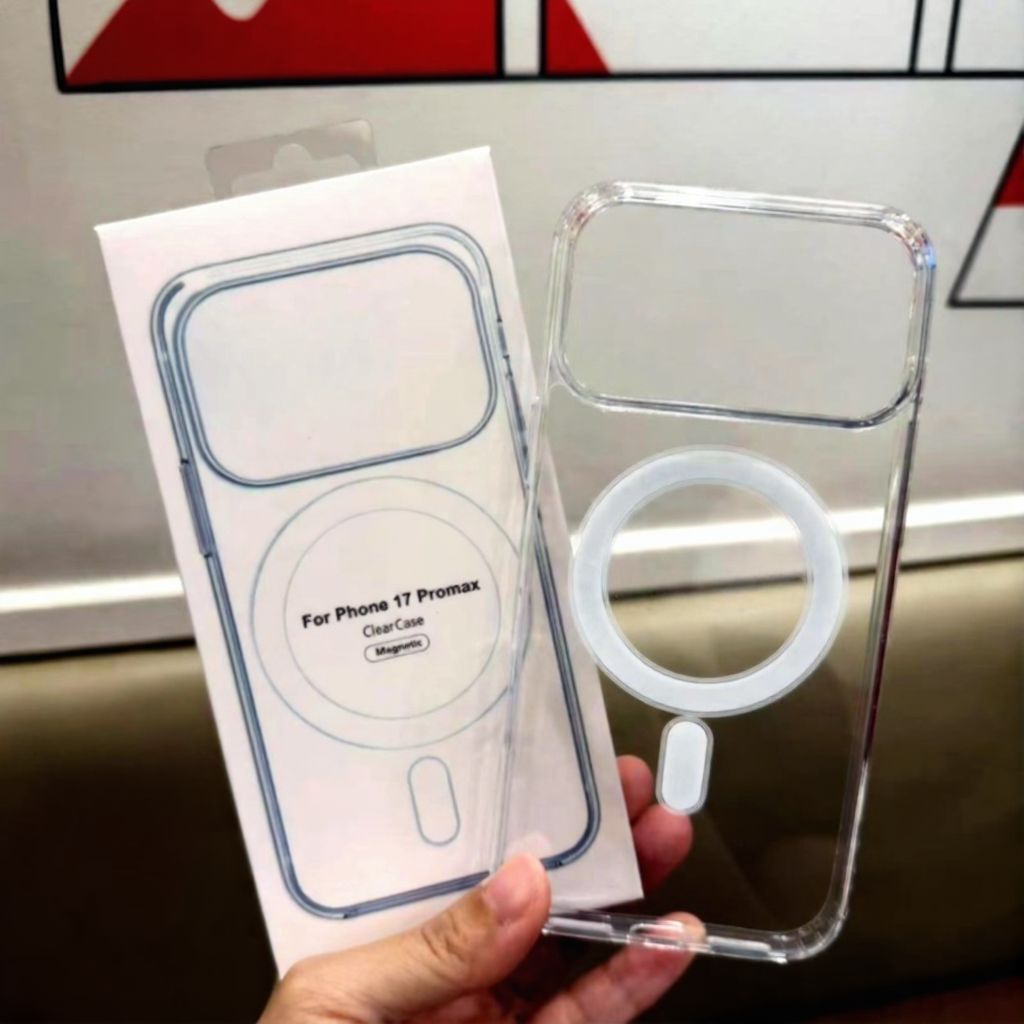 Étui transparent emballé en boîte