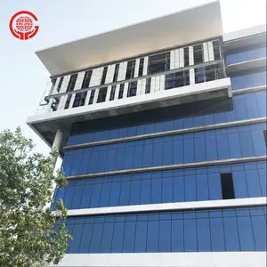 自动铝制太阳百叶窗百叶窗/室外CNC穿孔遮阳帘垂直百叶，用于办公楼