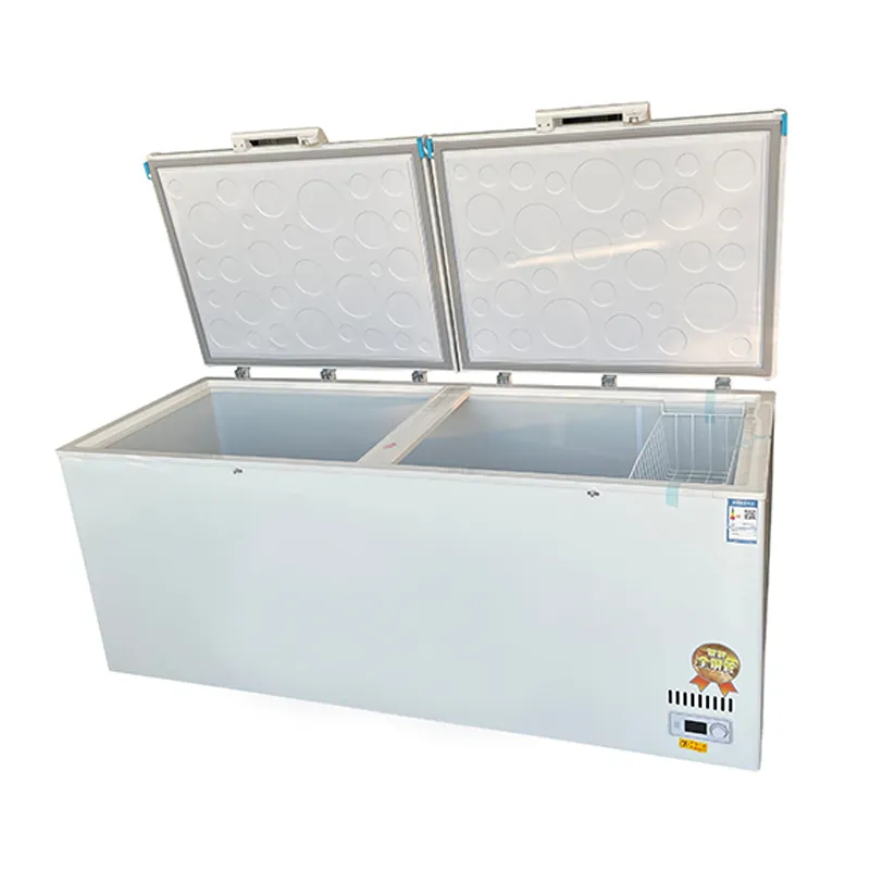 Congelatore a pozzetto a 220V disponibile per porte bianche con frigo a serramanico e congelatori