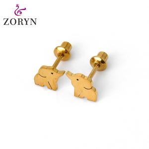Boucles d'oreilles clous en acier inoxydable plaqué or 18 carats PVD, forme lapin, tendance, minimalistes, chics, durables, haute qualité, bijoux cadeau pour femmes - Product Image 1