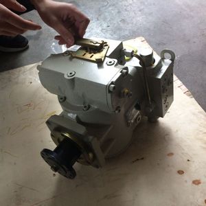 ปั๊มไฮดรอลิกแบบลูกสูบแกนหมุน Samhydraulik Sh5v90 S1 Dx P10 22 กิโลวัตต์ 350 บาร์ 90 ซม. ระยะชัก 1 จังหวะ - Product Image 1