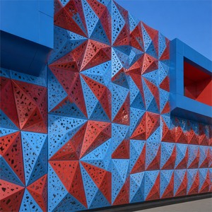 Panneau mural en aluminium coloré, façade perforée 3D, revêtement extérieur, décoration de bâtiment pour hôtel - Product Image 1