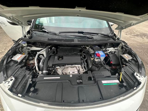 Dongfeng <span class=keywords><strong>Peugeot</strong></span> <span class=keywords><strong>5008</strong></span> 2019 380THP Edición Elite de 7 Plazas, Auto Usado, SUV de 5 Puertas y 7 Asientos, Auto de <span class=keywords><strong>Segunda</strong></span> <span class=keywords><strong>Mano</strong></span> - Product Image 6