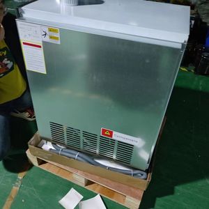 Máquina para Hacer Hielo Bajo Mostrador, Produce 55 Cubos de Hielo en 8-12 Minutos, para Bares y Cafeterías, 120kg 150kg, Máquina Pequeña para Hacer Hielo - Product Image 5