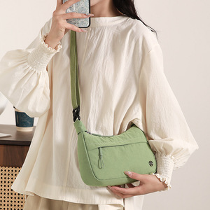 Women's Crossbody Bag Horizontal Square Zipper Closure Water Resistant Lightweight Casual Everyday Outfits Summer 2025 - Product Image 4