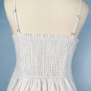 ชุดเดรสผู้หญิงแบบผูกคอ แบรนด์ OEM สำหรับฤดูร้อน ทรงเอไลน์ ปักลายสวยงาม - Product Image 5