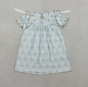 New Arrival Girls Casual Summer Knee-Length Blue Floral Print Puff Sleeve Dress with Cross <b>Back</b> Bow <b>Tie</b> - Product Image 6