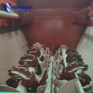 Mélangeur horizontal TMR monté sur tracteur pour le broyage et le mélange d'aliments pour bovins et ovins - Product Image 3