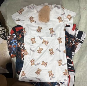 Surplus original supérieur au budget, stock restant de vêtements pour bébés de marque, vêtements pour bébés et enfants en vente à l'unité - Product Image 5
