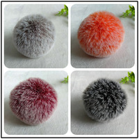 Pompon coloré en boule de fourrure de lapin artificiel de taille multiple en vente en gros pour bricolage pince à cheveux accessoires de vêtement