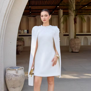 Robe pour femme, robe blanche de printemps, mini-robe avec cape, fabricant OEM ODM au Vietnam, style élégant et chic, bon prix - Product Image 1