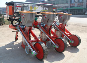 Venta <span class=keywords><strong>Directa</strong></span> de Fábrica: <span class=keywords><strong>Sembradora</strong></span> Neumática de Maíz de 3 Filas Arrastrada por Tractor con Caja de Cambios de Alta Precisión para Todo Terreno - Product Image 4