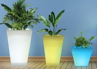 Pot de fleurs LED lumineux RGB, télécommande, étanche IP65, alimentation solaire/à piles, 16 couleurs changeantes, intensité réglable, pour jardin, hôtel
