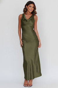 Vestido Maxi Formal de Noche, Color Rosa Satinado, Cuello Tipo Capucha, Corte Diagonal, Drapeado, Nueva Temporada 2026 - Product Image 2