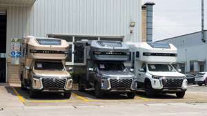 Changan Interstellar RV: Versión de <span class=keywords><strong>4</strong></span> y 6 <span class=keywords><strong>Plazas</strong></span>, Autocaravana Todoterreno 8AT 4WD - Product Image 3