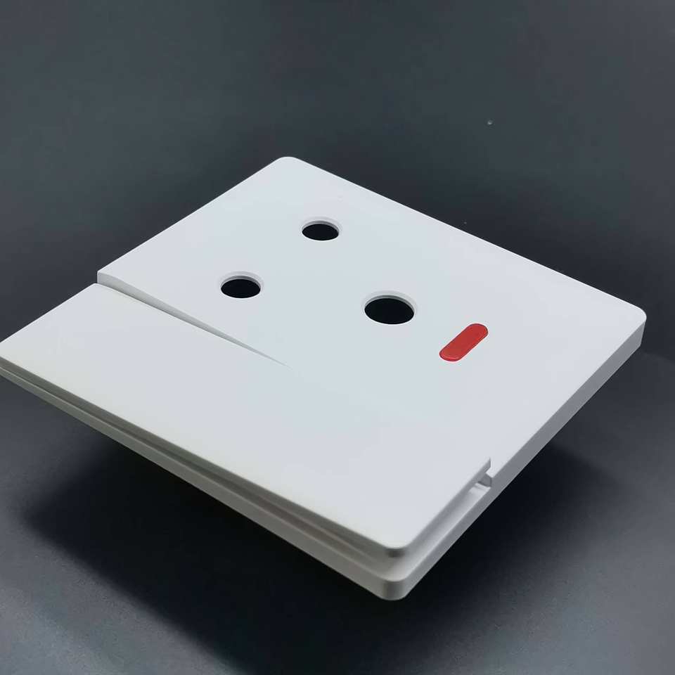 Wholesale Customized British 250V 13A UK Standard Wall Switch 15A Universal Socket Light 1 Gang 2 Way Wall Switch