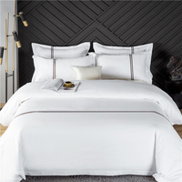 Fournisseur d'usine Ensemble de literie de luxe pour hôtel Hilton 100% coton Couette pour King Queen Size adaptée pour la maison Chambre à deux lits