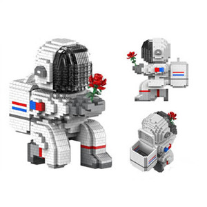 Bloques de Construcción Grandes, Micro Creativos, de Dibujos Animados, Soporte para Bolígrafos con Forma de Cohete de Astronauta, Contenedor, Figuras de Ladrillos de Diamante, Juguetes para Niños - Product Image 1