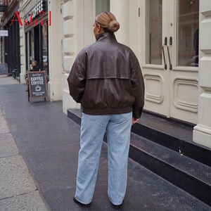Blouson Bomber Femme Grande Taille Marron <span class=keywords><strong>en</strong></span> Similicuir Imperméable Décontracté à Col Montant avec Fermeture Éclair et Boutons, Teint Uni, pour l'Automne - Product Image 5