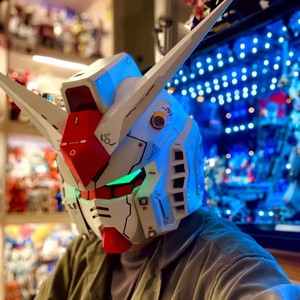 Casco Original <span class=keywords><strong>de</strong></span> Gundam para Cosplay, Máscara Luminosa Usable por Personas Reales, Disfraz <span class=keywords><strong>de</strong></span> Armadura <span class=keywords><strong>de</strong></span> Ready Player One, para Hombre, Transfronterizo - Product Image 4