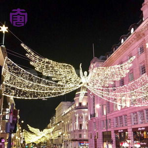 Lumières LED 2D à motif d'ange pour poteaux de rue et décoration de Noël extérieure - Product Image 2