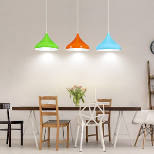 مصباح مضيء مضيء مضيء معلق e27 للمطبخ والمطعم والحانة بلون عصري وبسيط مع غطاء معدني للزينة إبداعي - Product Image 3