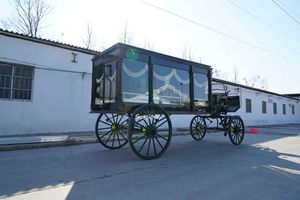 Cercueil funéraire rustique noir, voiture funéraire électrique, cercueil funéraire tiré par des chevaux à vendre - Product Image 2