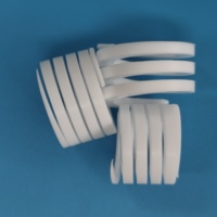 Haute élasticité PTFE anneau de secours personnalisable spirale et cylindre rond usine produit en plastique