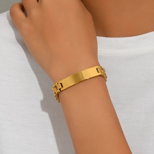 Three-color Glossy Stainless Steel Bracelet <b>Men</b> Simple Sophisticated Versatile Hand Accessory Stylish Unique Fashion Piece - Product Image 3