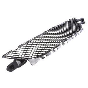 OEM 2058852023 C205 CALANDRE INFÉRIEURE DE PARE-CHOCS AVANT, CALANDRE D'ADMISSION D'AIR, Maille pour <span class=keywords><strong>MERCEDES</strong></span> BENZ CLASSE C W205 C300 <span class=keywords><strong>C400</strong></span> C450 2015-<span class=keywords><strong>2018</strong></span> - Product Image 3