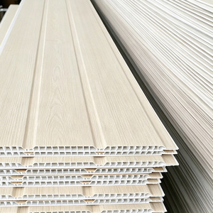 Panneaux muraux et de plafond en <span class=keywords><strong>PVC</strong></span> d'usine, imperméables, ignifuges, effet bois, 250 mm, 300 mm, revêtement décoratif <span class=keywords><strong>intérieur</strong></span> moderne pour salle de sport - Product Image 2
