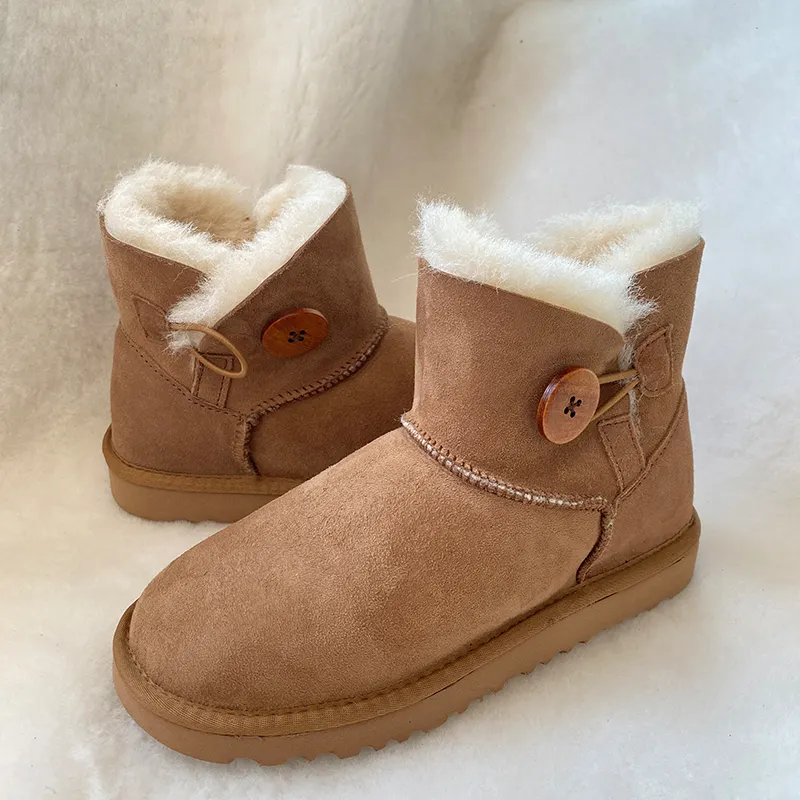 Wholesale Ladies Winter Shoes Old Lady Ankle Warm Real Sheepskin Boots