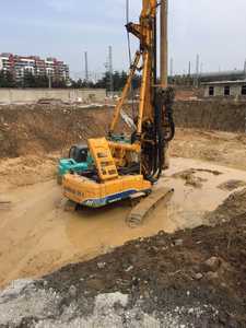 Buen estado Venta caliente Tipo usado Plataforma de perforación rotativa Bauer BG25 Con precio de fábrica Plataformas de perforación - Product Image 3