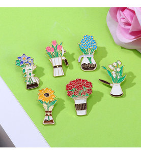Cartone animato spilla fiore tazza di caffè rosa tulipano girasole graziosa decorazione per la cottura di lacca spille in metallo distintivi Logo in metallo - Product Image 4