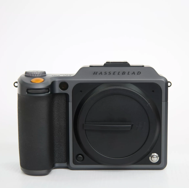 Professional Mirrorless Digital Camera Hasselblad X1D II 50C 2.7K Video 50MP CMOS Sensor Image Stabilization Portrait