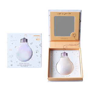Polvo Iluminador Gogo Glow Color Champán con Espejo Compacto para Iluminar el Rostro y un Acabado Duradero - Product Image 3
