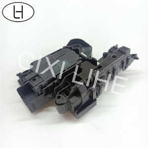 Pièces détachées pour lave-<span class=keywords><strong>linge</strong></span> 120V 3Pin DC34-00028A, interrupteur de verrouillage électromagnétique de <span class=keywords><strong>porte</strong></span> pour lave-<span class=keywords><strong>linge</strong></span> et sèche-<span class=keywords><strong>linge</strong></span> - Product Image 4