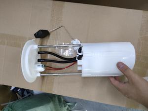 Ensemble de pompe à carburant de haute qualité 77020-35151 adapté pour Lexus GX460 URJ150 - Product Image 5