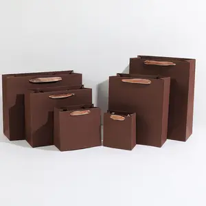 Customizable Recyclable Laminated Die-Cut Cosmetic Paper Bags Beautifully Personalized Logo Good Looking Product