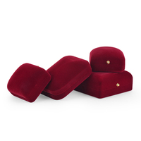 Coffret à bijoux portable de luxe sur mesure en velours rouge, écologique et durable, avec couleur et logo personnalisés, fermeture à bouton de marque