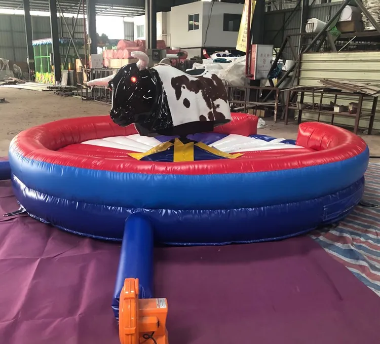 Komersial Banteng Mesin dengan Inflatable Safety Floor CE Sertifikat Pertempuran Banteng Mesin Olahraga Gila untuk Acara