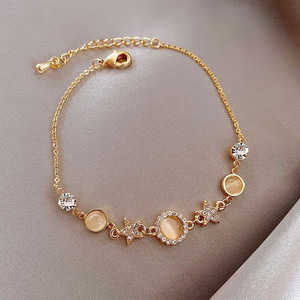 Braccialetto <span class=keywords><strong>con</strong></span> ciondoli a forma di stella braccialetto placcato oro <span class=keywords><strong>con</strong></span> opale di occhio di gatto femminile <span class=keywords><strong>con</strong></span> personalità dei gioielli della sorella migliore - Product Image 6