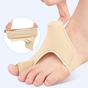 1 Paar <span class=keywords><strong>Bunion</strong></span> Corrector Gel Siliconen Hallux Valgus Orthetica Voeten Sokken Grote Teen Beschermer Guard <span class=keywords><strong>Bunion</strong></span> Corrector - Product Image 5