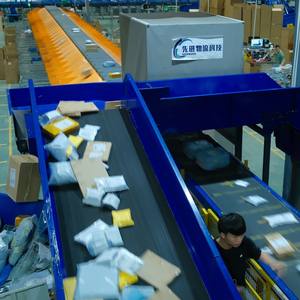 Logistiek magazijn pakket sorteerapparatuur lineair kruisband systeem met DWS-integratie - Product Image 3