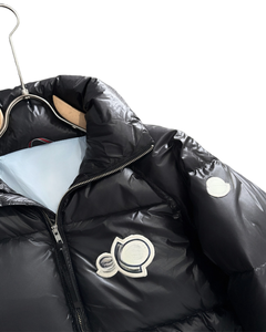 Veste d'hiver matelassée pour homme, noire, brillante, col montant, avec badge logo, veste matelassée, vêtement d'extérieur chaud - Product Image 2