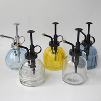 Flacons pulvérisateurs d'eau à fleurs Mini brumisateurs de plantes vintage Pot d'arrosage d'atomiseur de plantes décoratives avec pompe