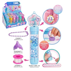 Kit de perlage DIY 3-en-1 EPT pour enfants, jouet éducatif créatif avec tampon et pendentif, thèmes sirène, licorne, Noël, à partir de 6 ans - Product Image 1