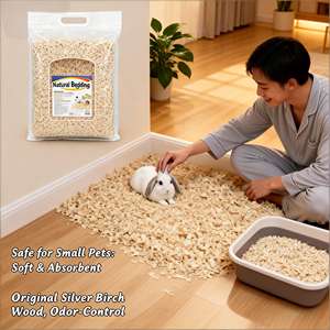 Flocons de bois de pin 100 % naturels et écologiques de Dongnai PETS Factory, sans poussière, contrôle des odeurs amélioré, bonne absorption d'eau pour petits animaux - Product Image 1