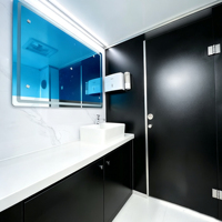 Remorque sanitaire portable à double cabine avec toilettes et réservoir de stockage pour les secours d'urgence et les camps d'aide humanitaire