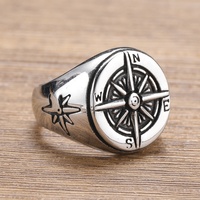 Vente en gros Bagues boussole runique multicolores Bagues rétro punk Bague boussole épaisse gothique en acier inoxydable de 18mm pour hommes